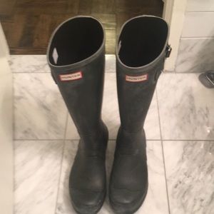 Men's Hunter Rainboots size 10 - never worn !
